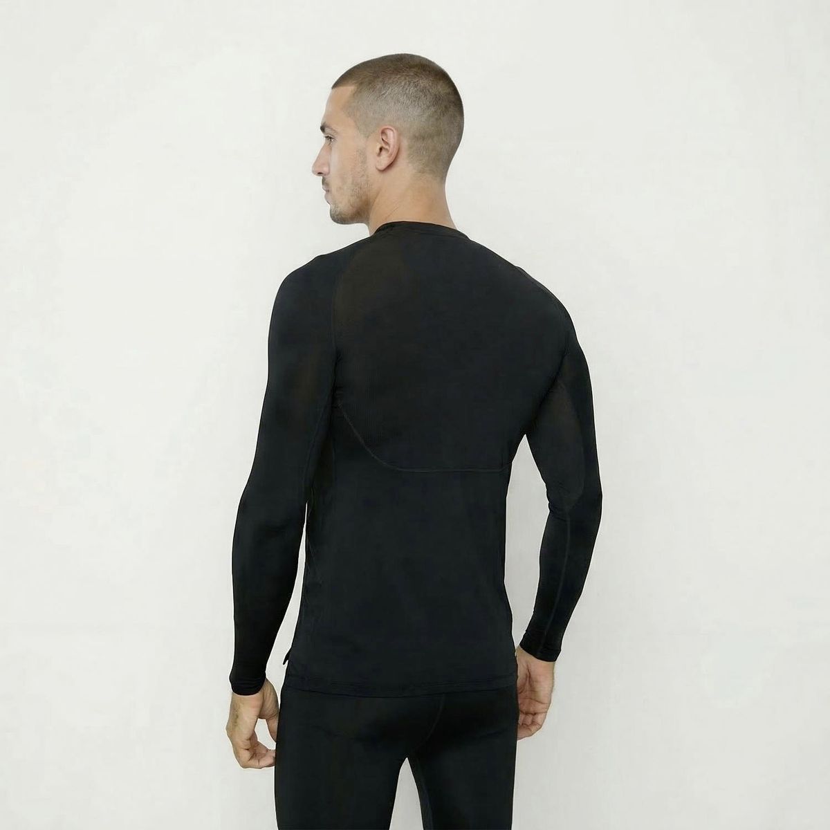 DIADORA - Polera Primera Capa Hombre Diadora