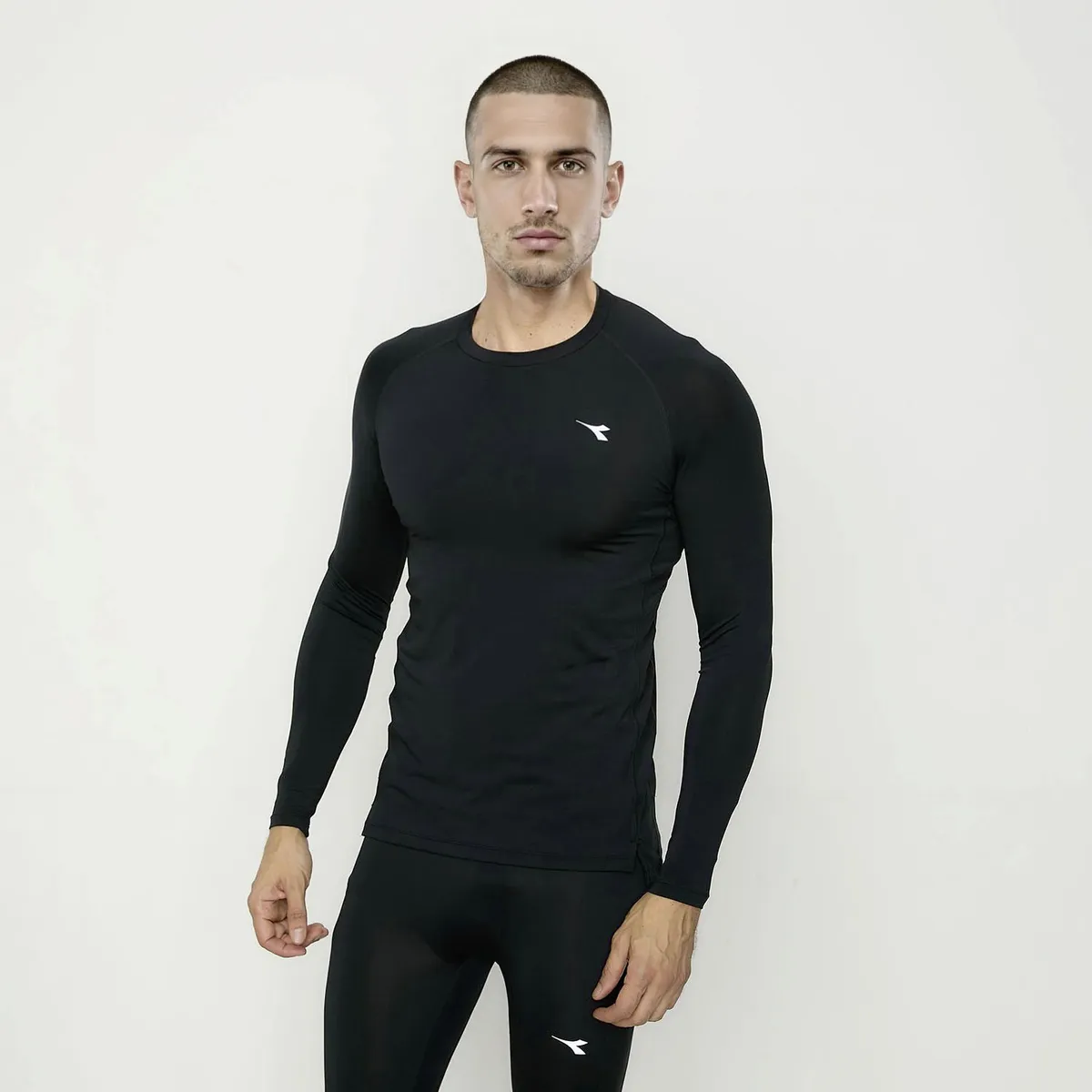 DIADORA - Polera Primera Capa Hombre Diadora
