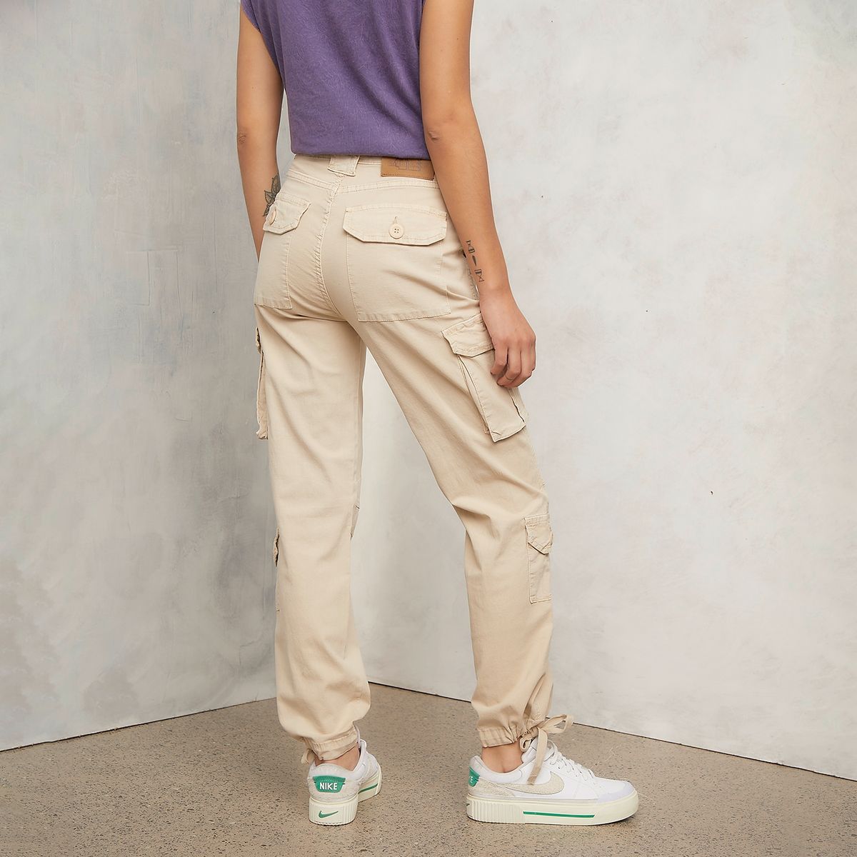 AMERICANINO - Pantalón Cargo Tiro Alto Mujer Americanino