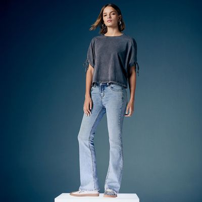 Imagen 1 del producto Jeans Flare Tiro Medio Mujer