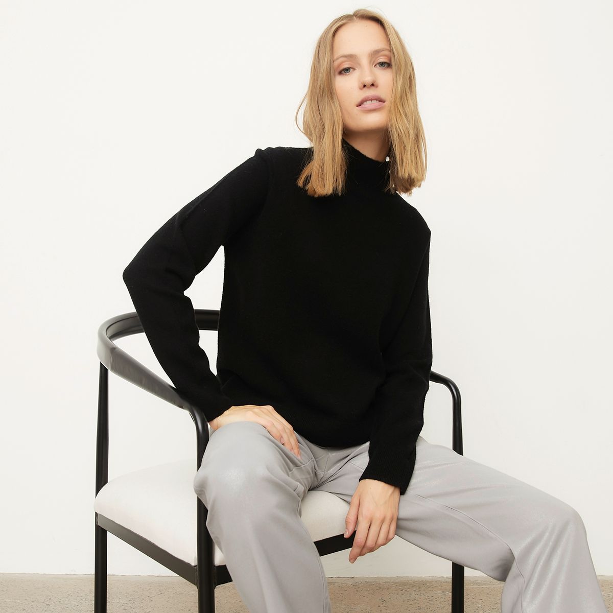 BASEMENT - Sweater Liso Manga Larga Mujer Basement