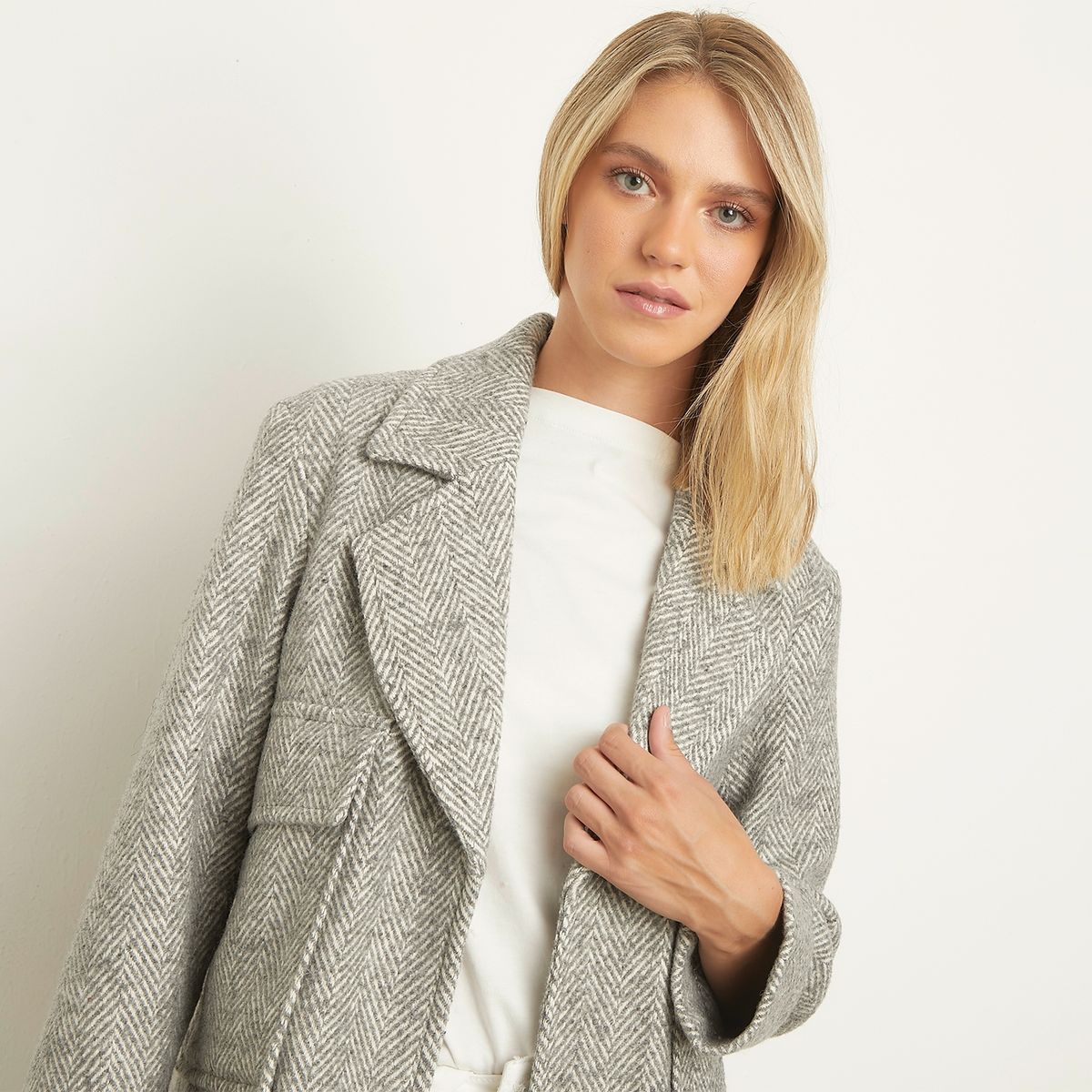 UNIVERSITY CLUB - Abrigo Mujer University Club