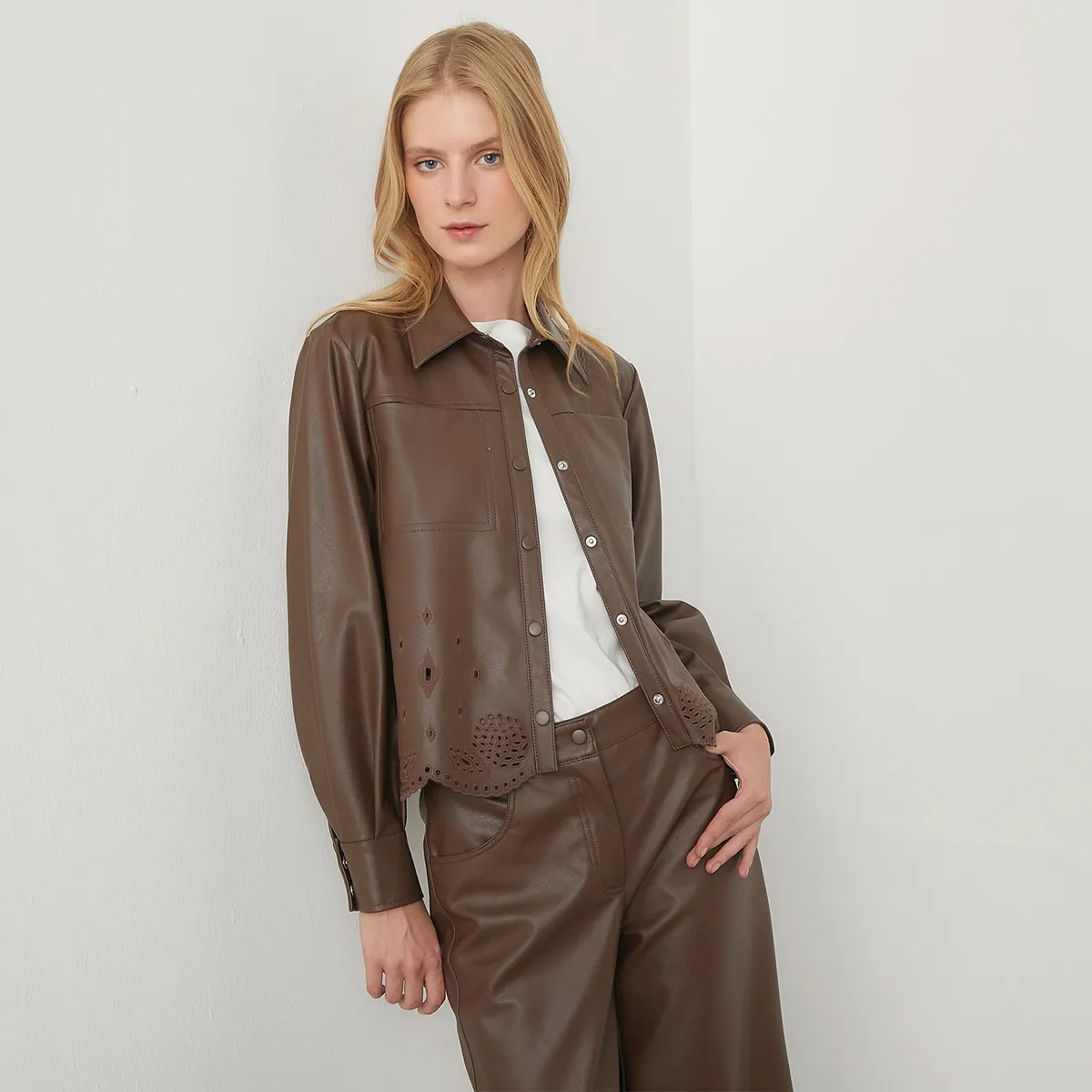 UNIVERSITY CLUB - Chaqueta Eco Cuero Mujer University Club