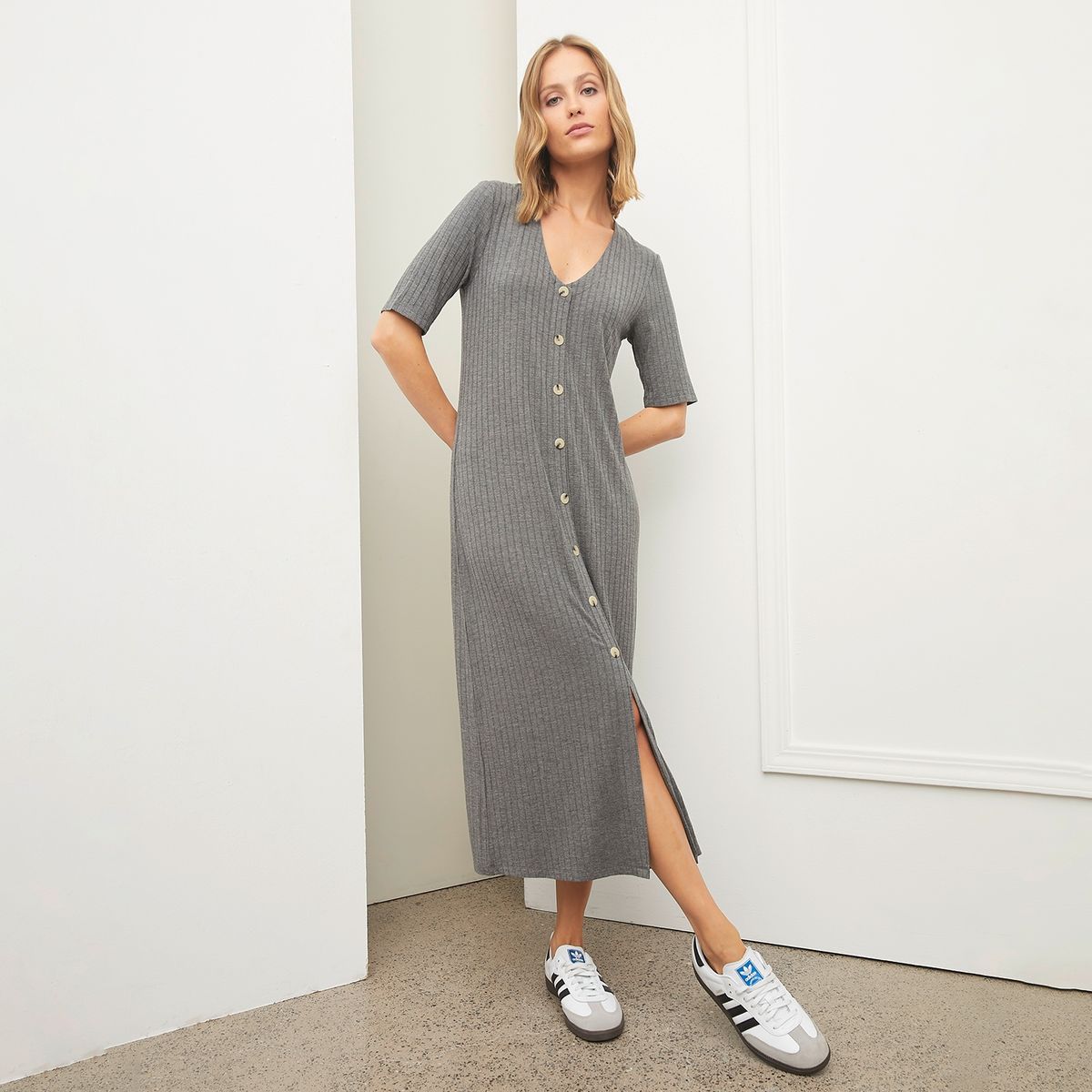 BASEMENT - Vestido Midi Manga Corta Mujer Basement