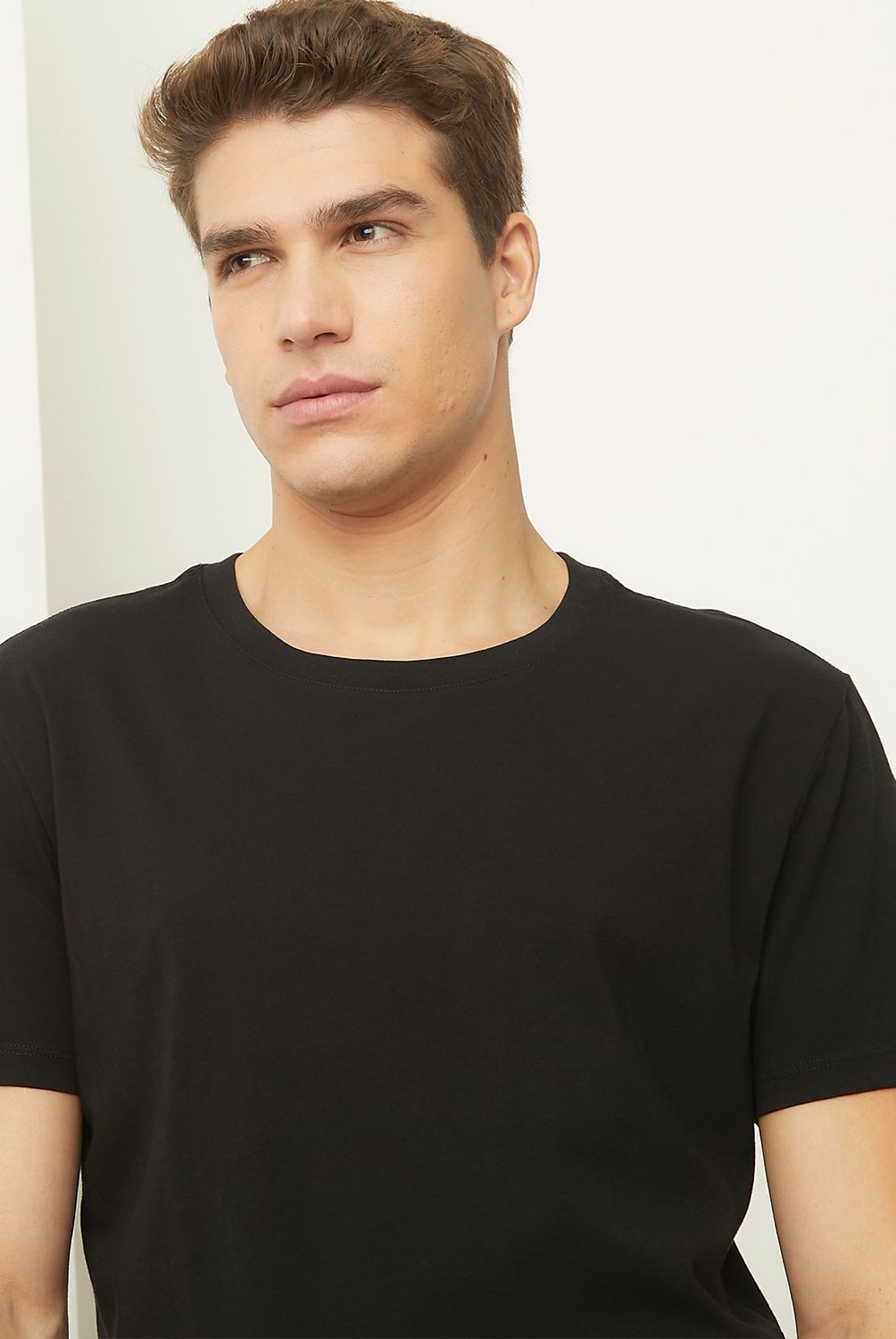 BASEMENT - Polera Manga Corta Cuello Redondo Basement Algodón Hombre