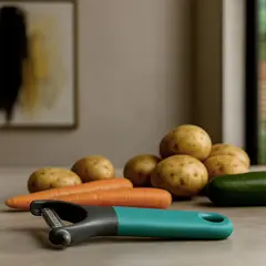 MICA - Pelador de Verduras con Mango Ergonómico
