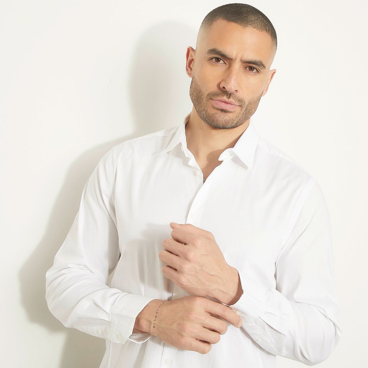 MOSSIMO - Camisa Manga Larga Slim Fit Algodón Hombre Mossimo