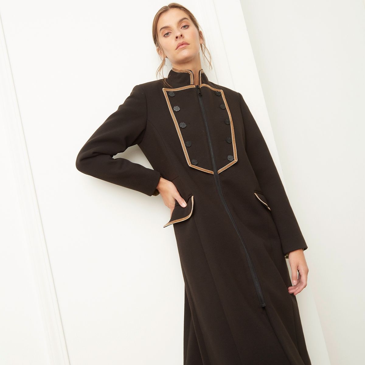 BASEMENT - Chaquetón Mujer Por Fran Larrain Basement