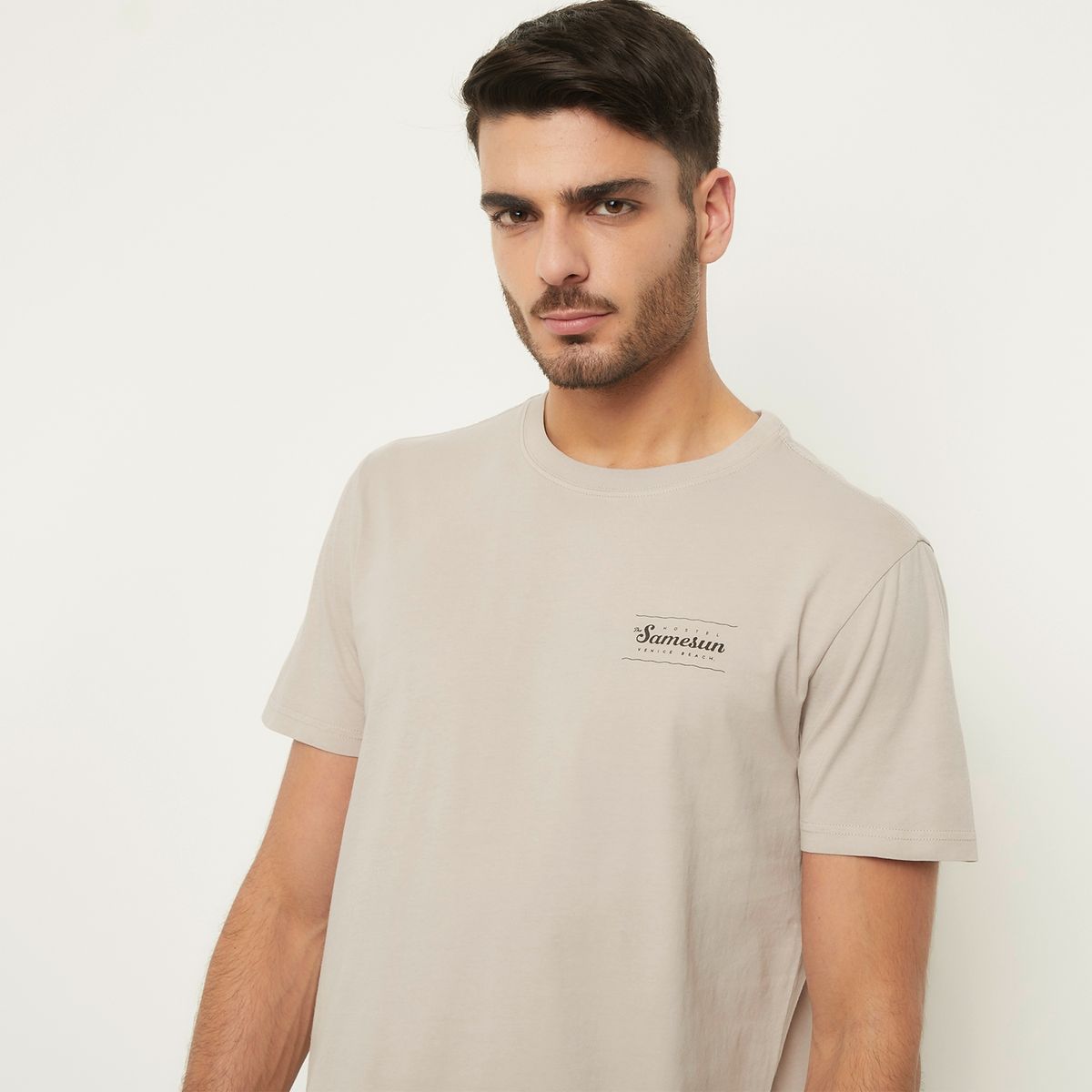 BASEMENT - Polera Manga Corta Regular Fit Hombre Basement