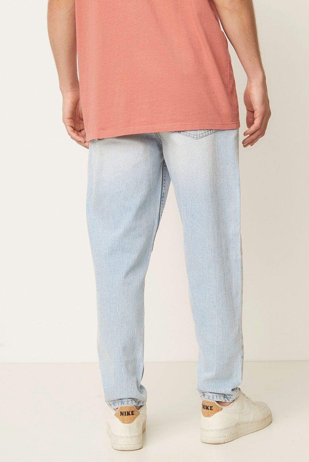 BEARCLIFF - Jeans Taper Fit Hombre  Bearcliff