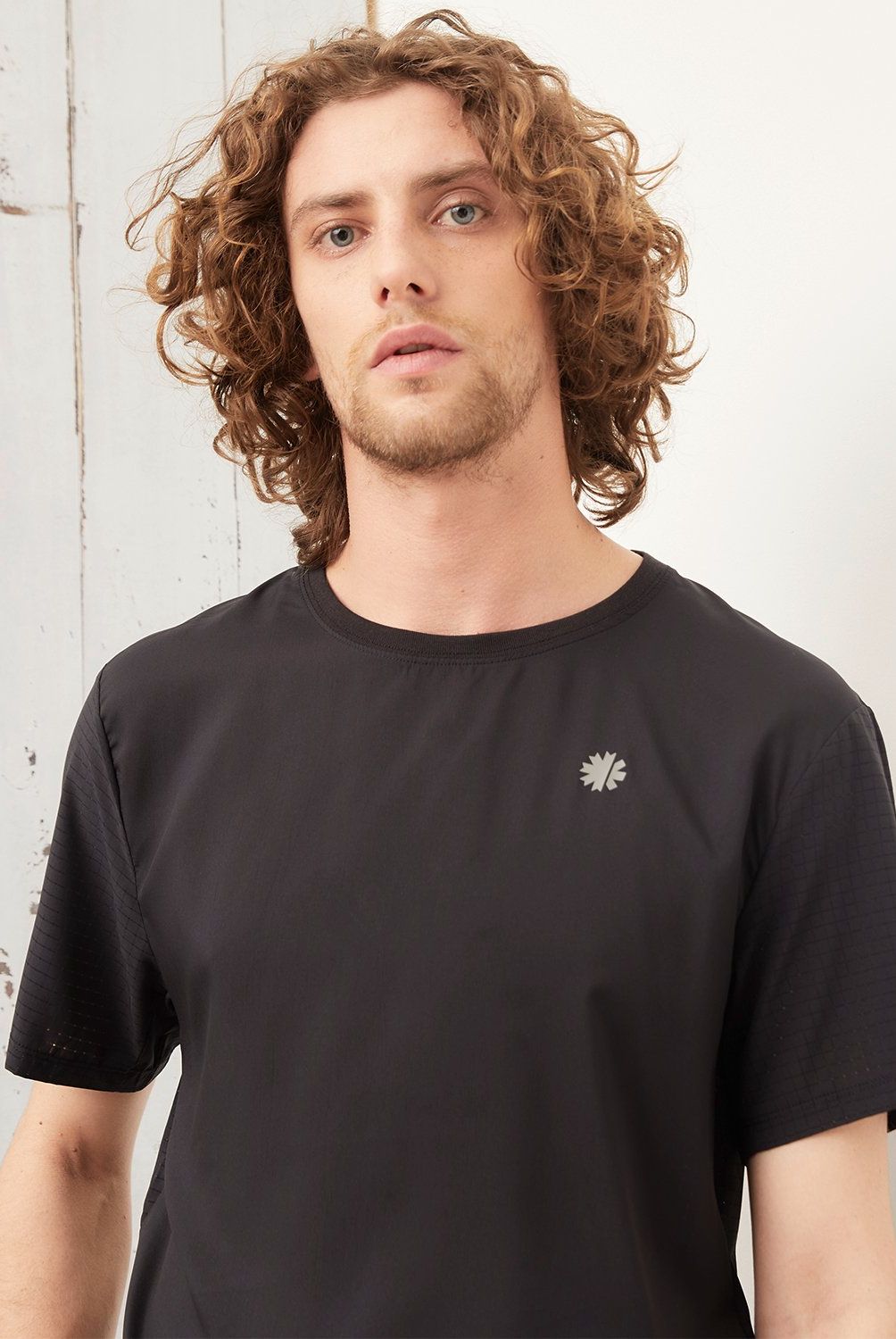 MOUNTAIN GEAR - Polera Deportiva Manga Corta Hombre Mountain Gear