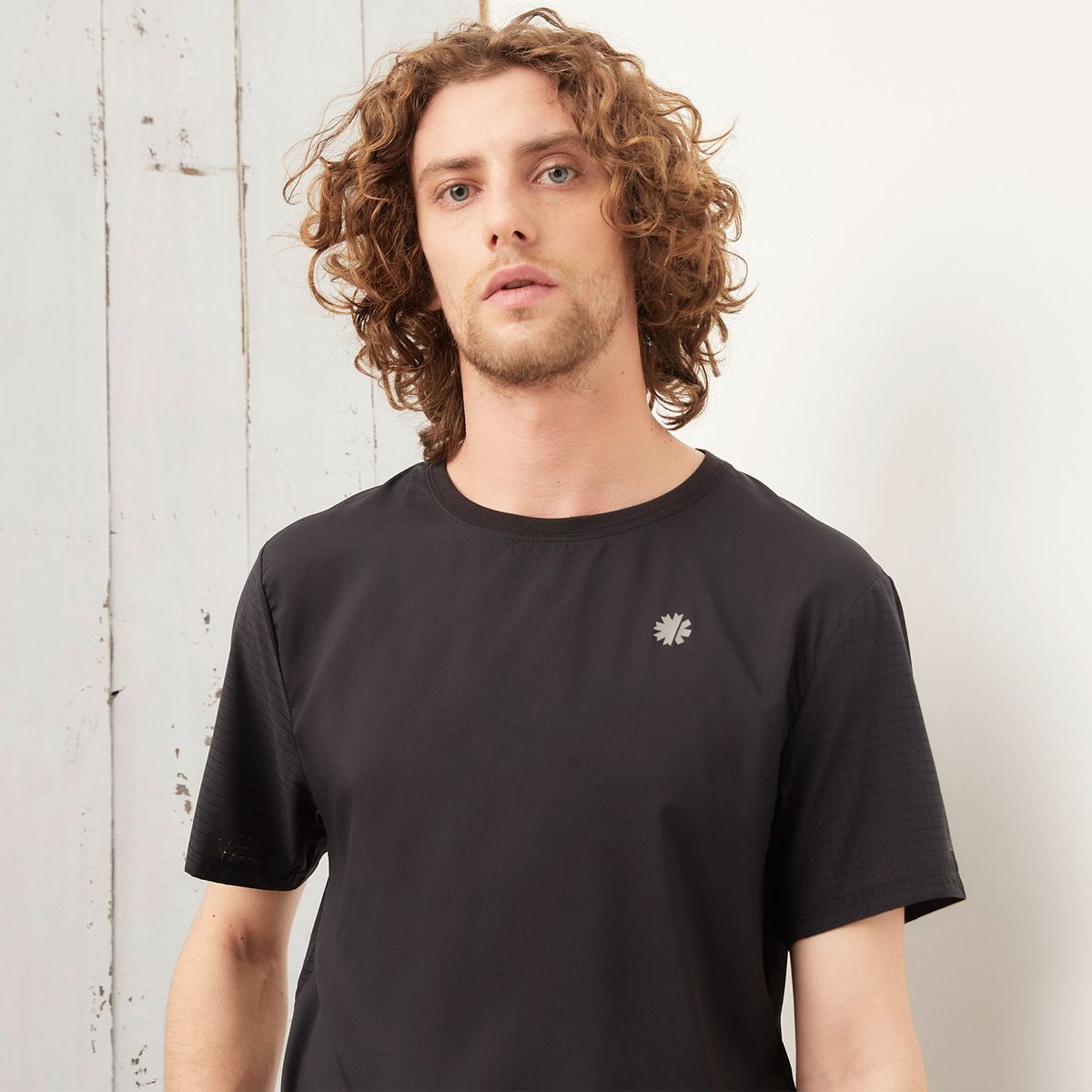 MOUNTAIN GEAR - Polera Deportiva Manga Corta Hombre Mountain Gear