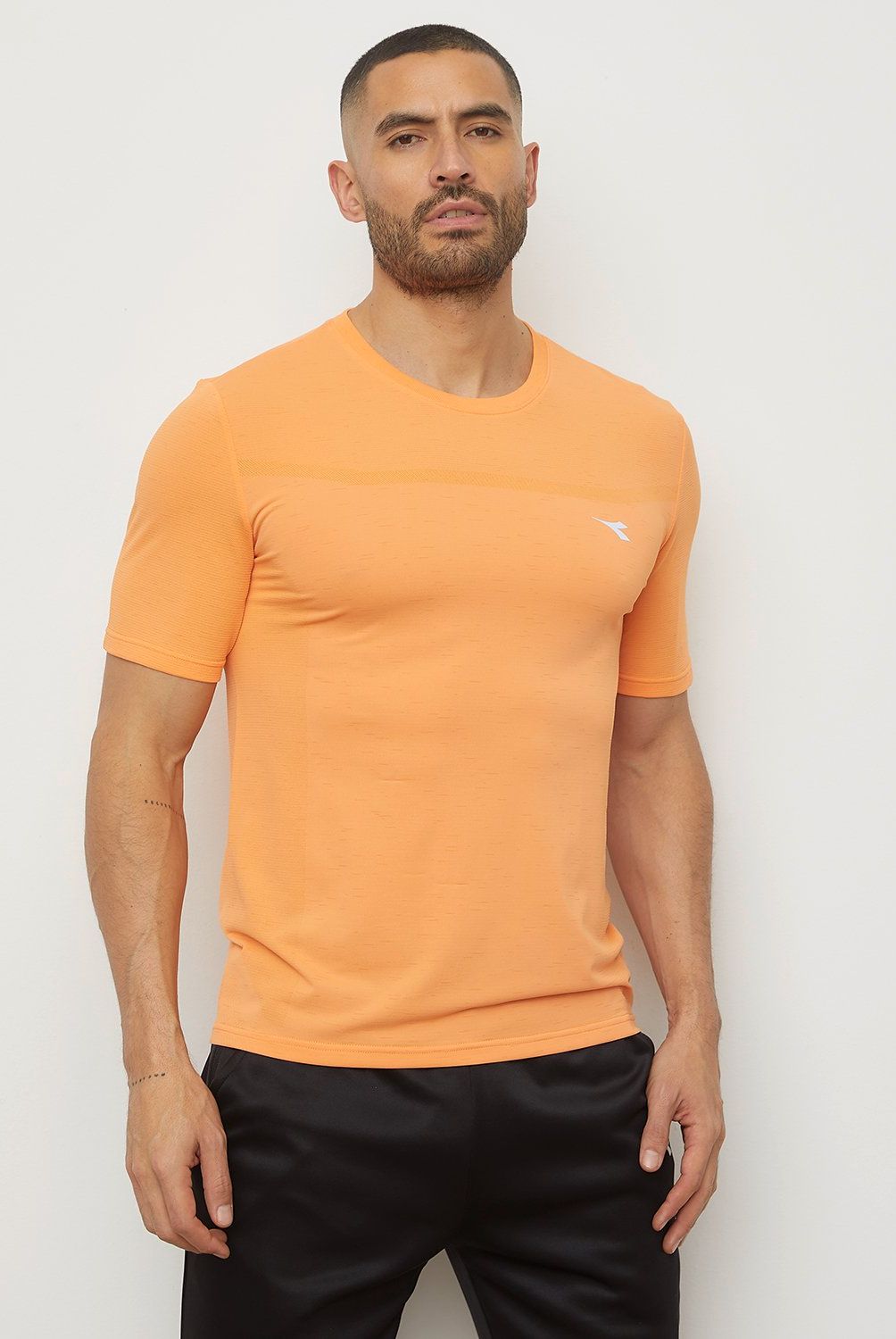 DIADORA - Polera Deportiva Manga Corta Hombre Diadora