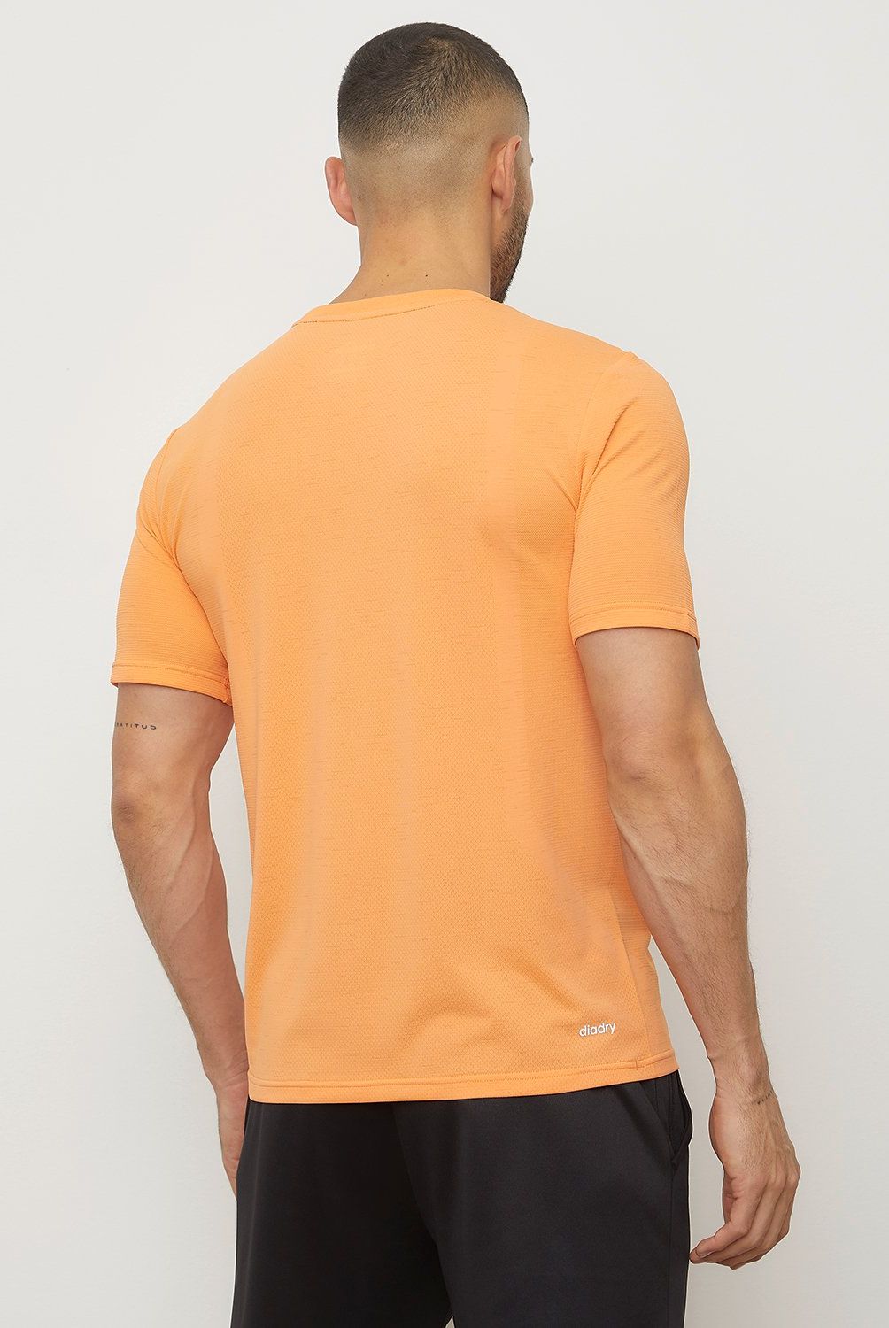 DIADORA - Polera Deportiva Manga Corta Hombre Diadora