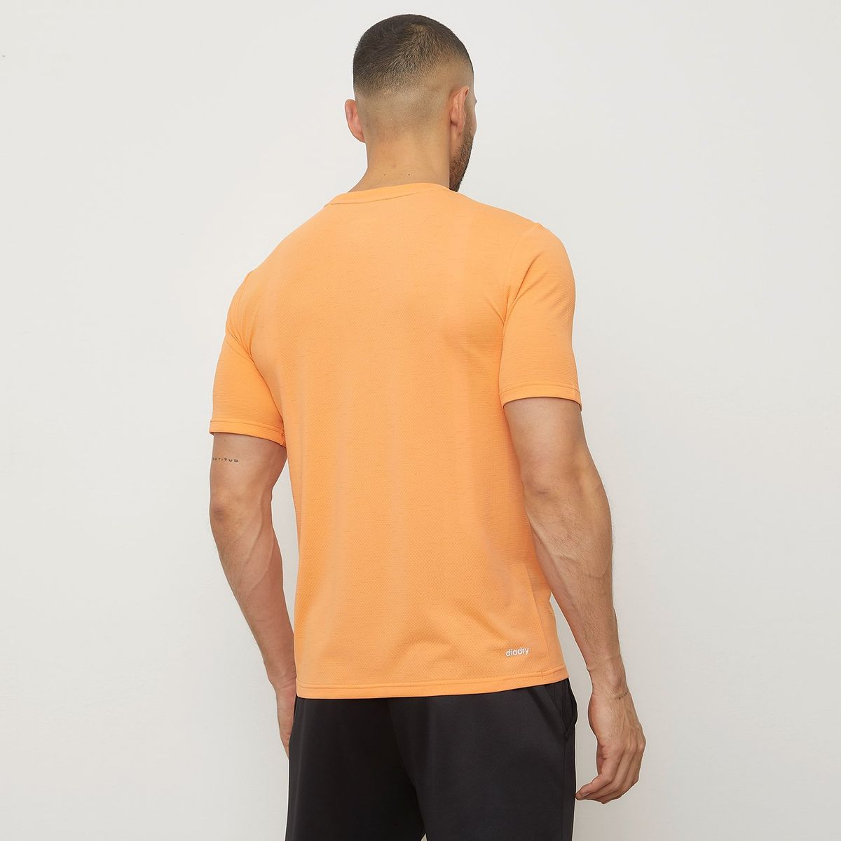 DIADORA - Polera Deportiva Manga Corta Hombre Diadora