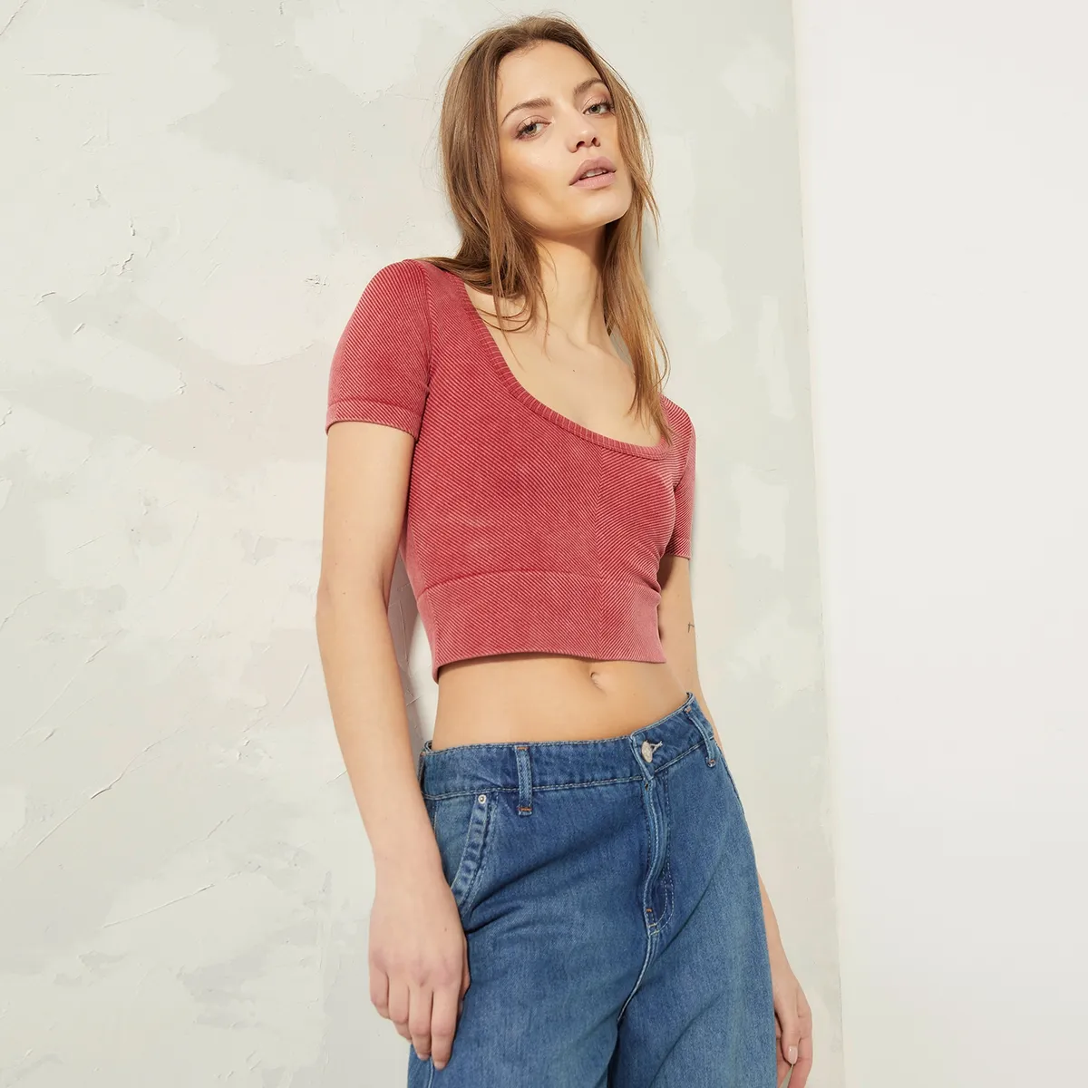 AMERICANINO - Crop Top Manga Corta Mujer Americanino