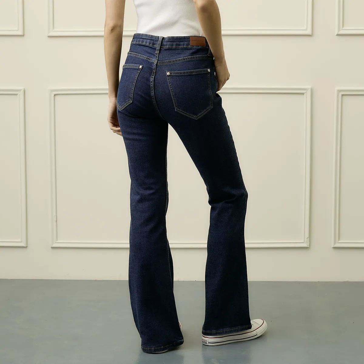 BASEMENT - Jeans Flare Tiro Alto Mujer Basement