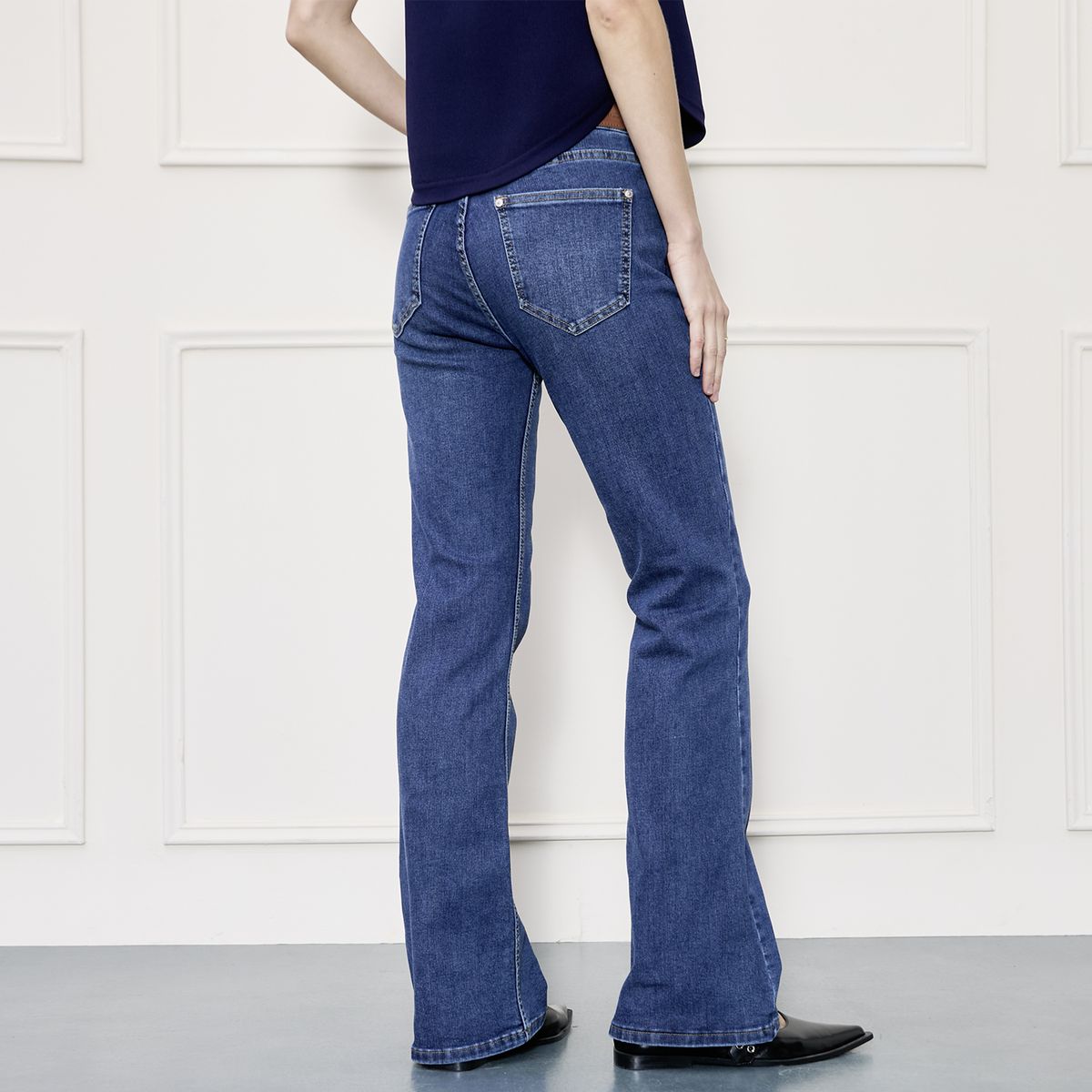 BASEMENT - Jeans Flare Tiro Alto Mujer Basement