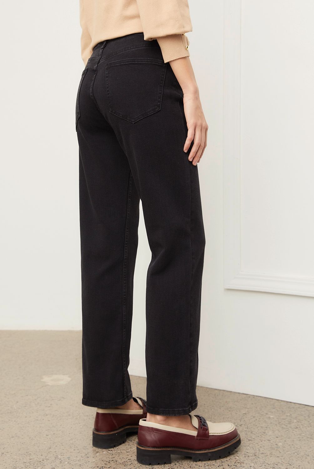 BASEMENT - Jeans Straight Tiro Alto Mujer Basement