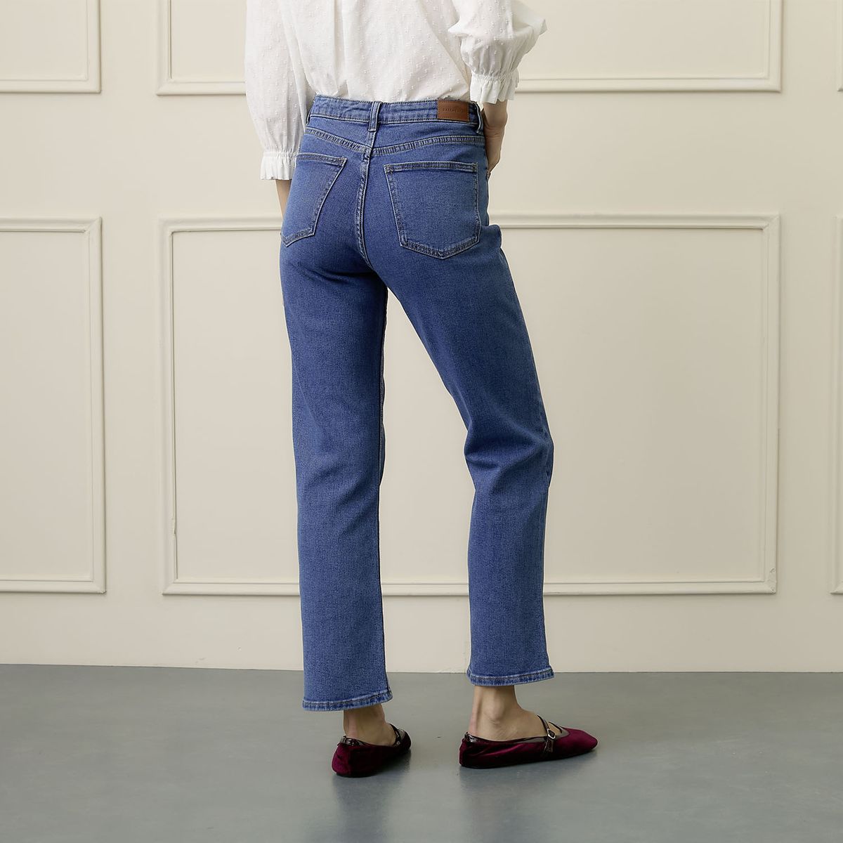 BASEMENT - Jeans Straight Tiro Alto Mujer Basement