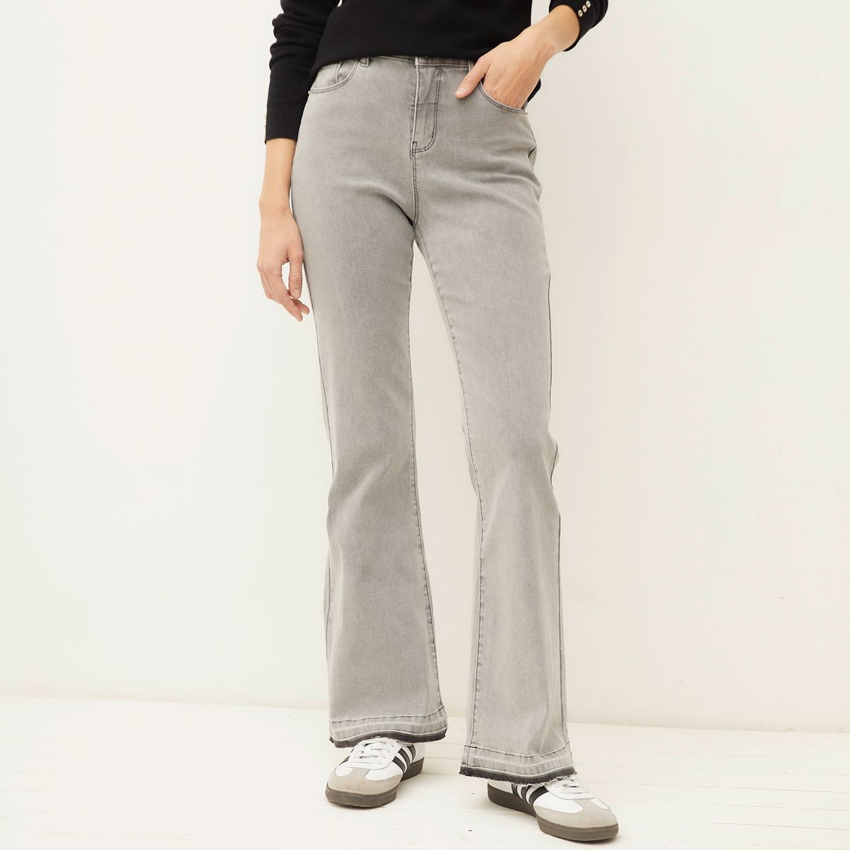 UNIVERSITY CLUB - Jeans University Club Flare Tiro Alto Mujer