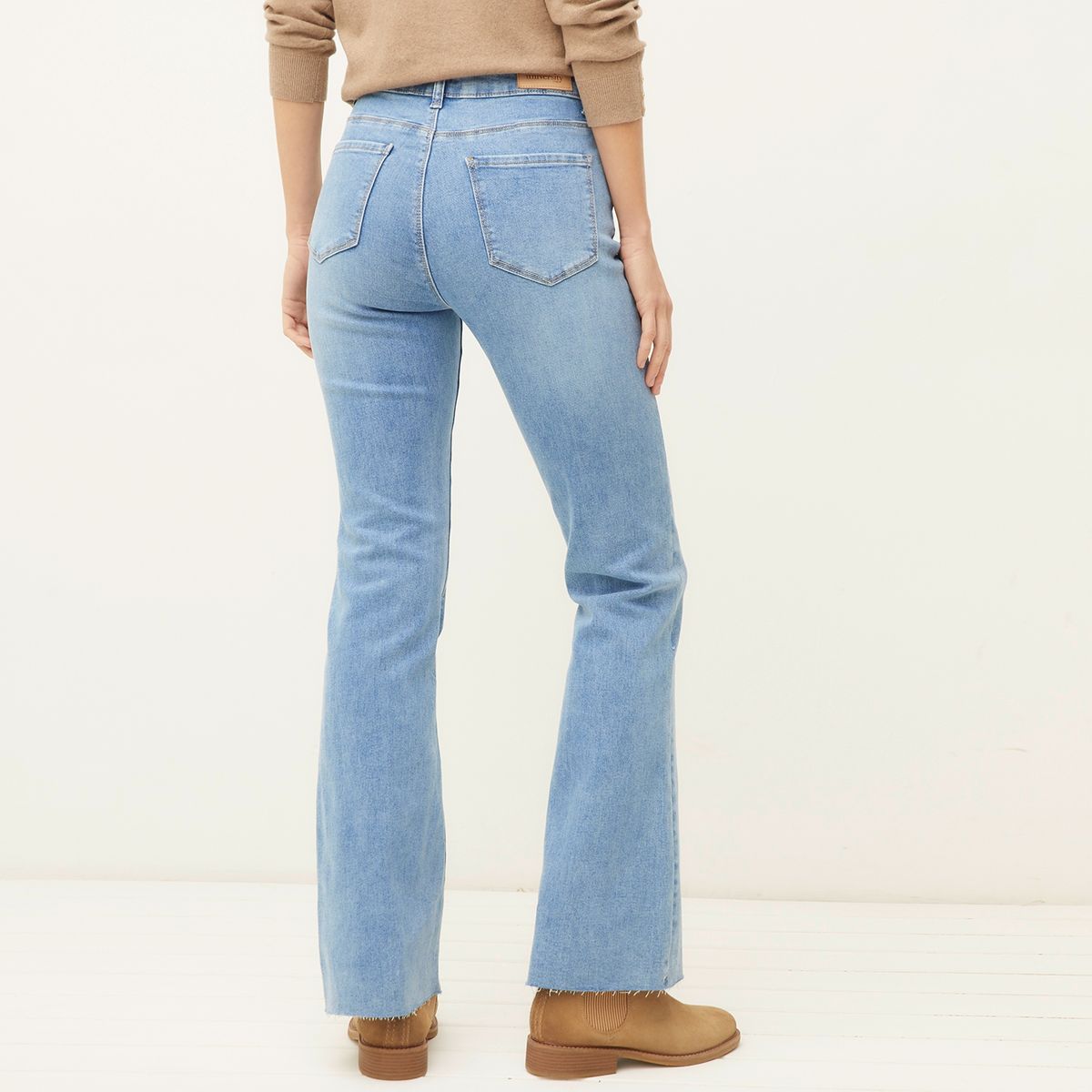 UNIVERSITY CLUB - Jeans University Club Flare Tiro Alto Mujer