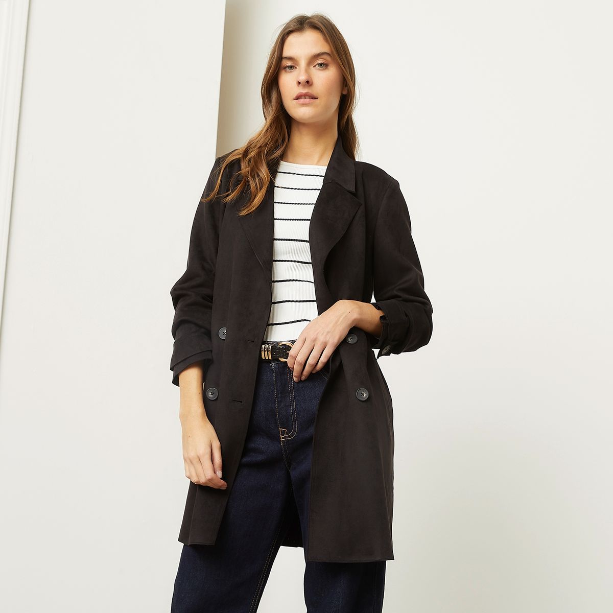 BASEMENT - Abrigo  Mujer Basement