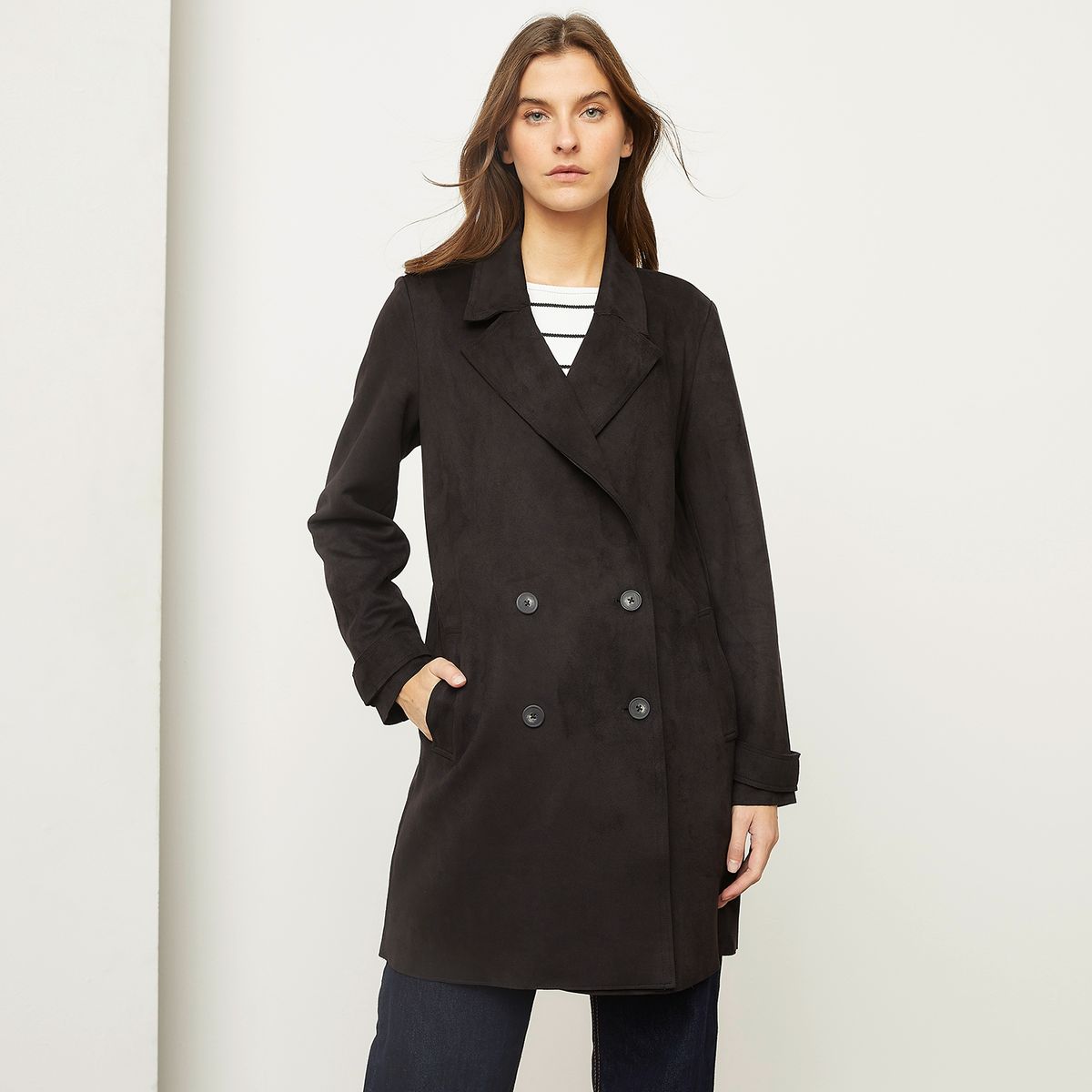 BASEMENT - Abrigo  Mujer Basement