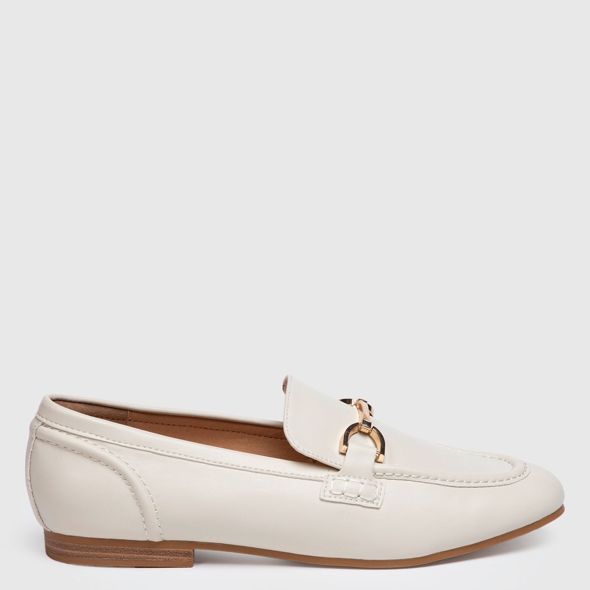 BASEMENT - Mocasín Mujer Blanco con Cadena Basement