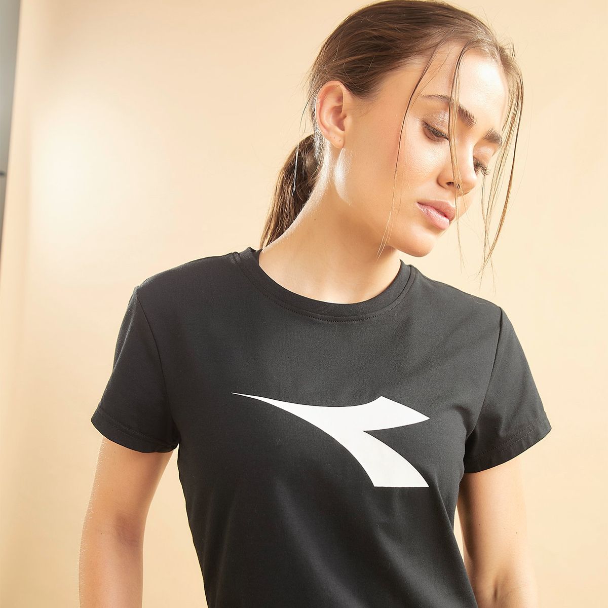 DIADORA - Polera Manga Corta  Deportiva Mujer Diadora