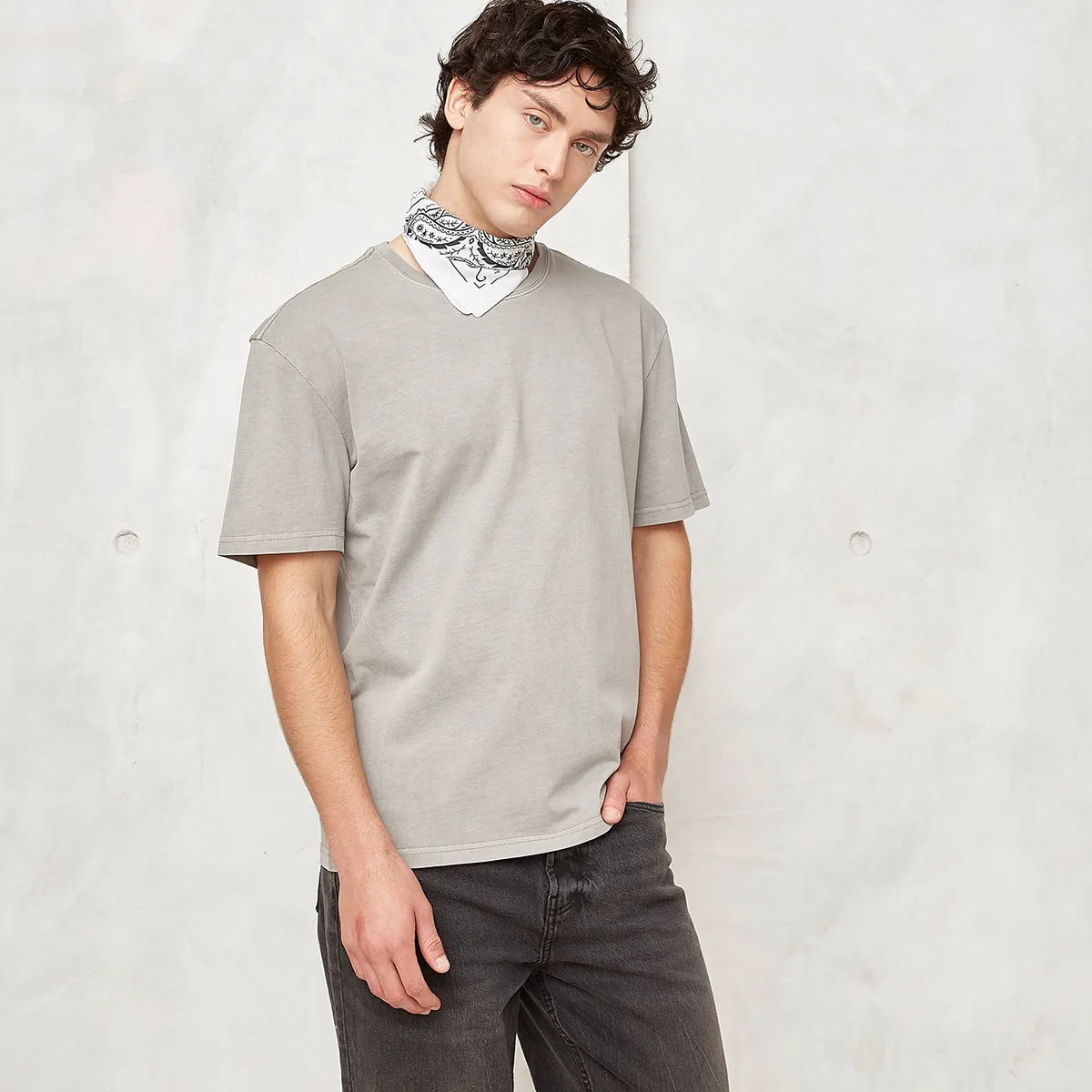BEARCLIFF - Polera Bearcliff Manga Corta Relaxed Fit Hombre Algodón