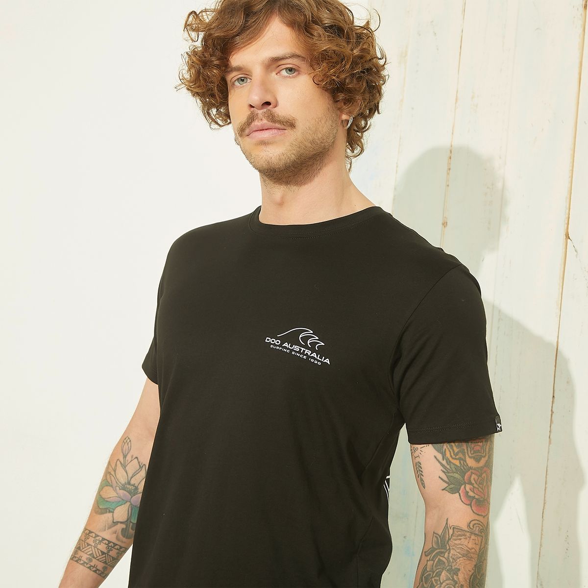 DOO AUSTRALIA - Polera Doo Australia Manga Corta Estampada Hombre Algodón