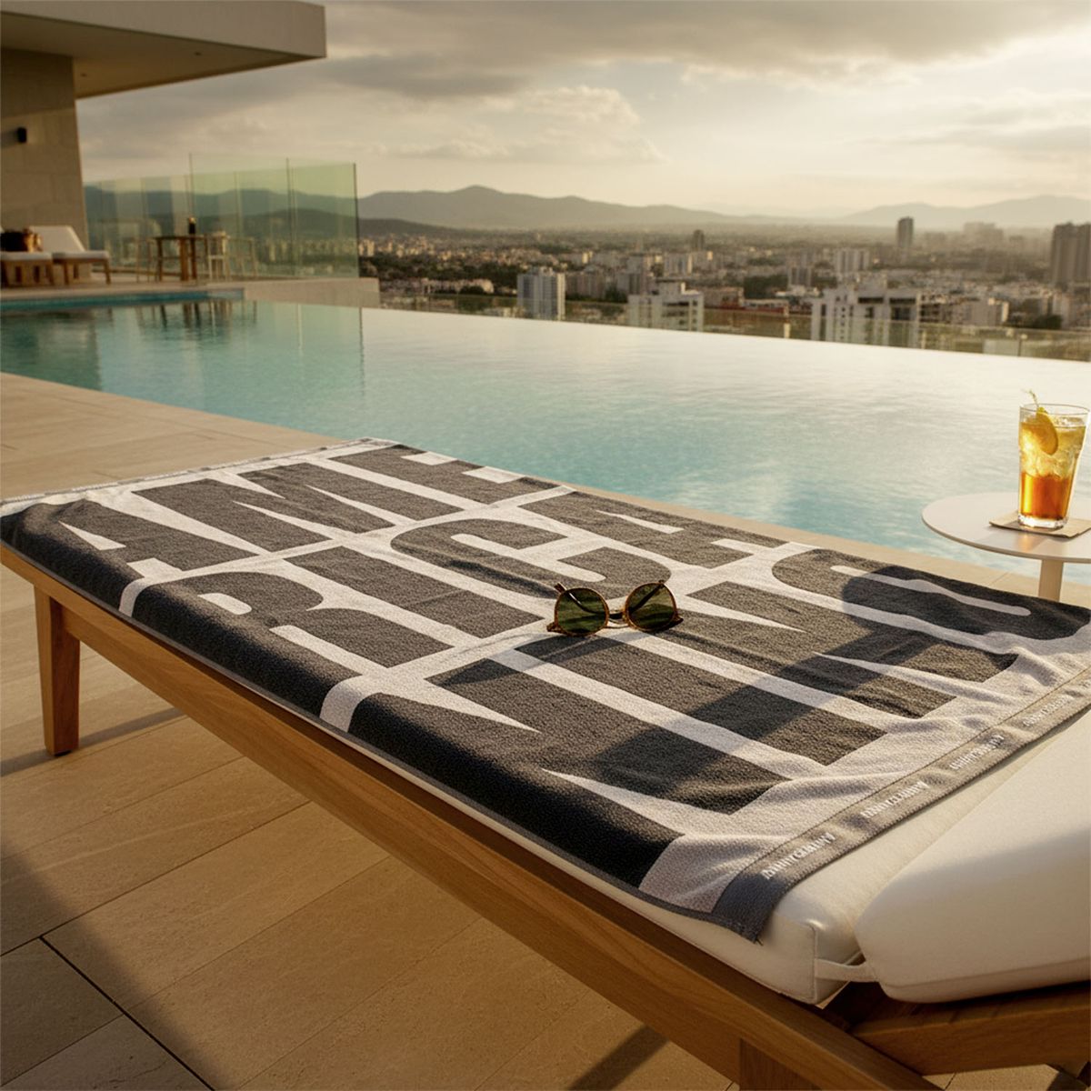 AMERICANINO - Toall Playa Jac Logo Negro 100X180 Americanino