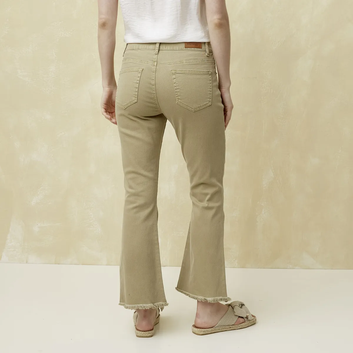 UNIVERSITY CLUB - Jeans Cropped Tiro Alto Mujer University Club