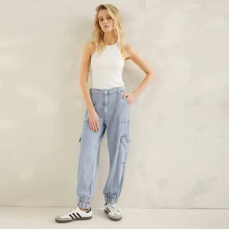 AMERICANINO - Jeans Cargo Tiro Medio Mujer