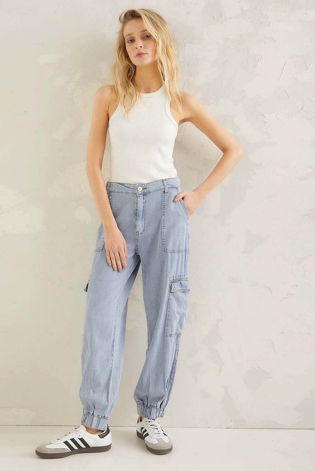 AMERICANINO - Jeans Cargo Tiro Medio Mujer Americanino