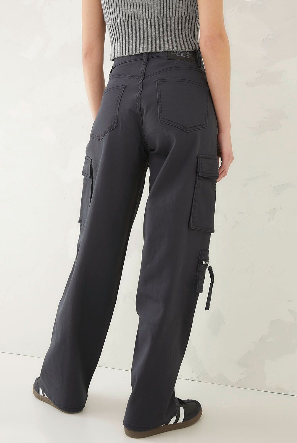 AMERICANINO - Jeans Cargo Tiro Alto Mujer Americanino