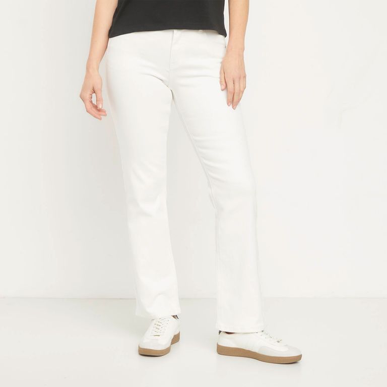 Jeans Straight Tiro Medio Mujer