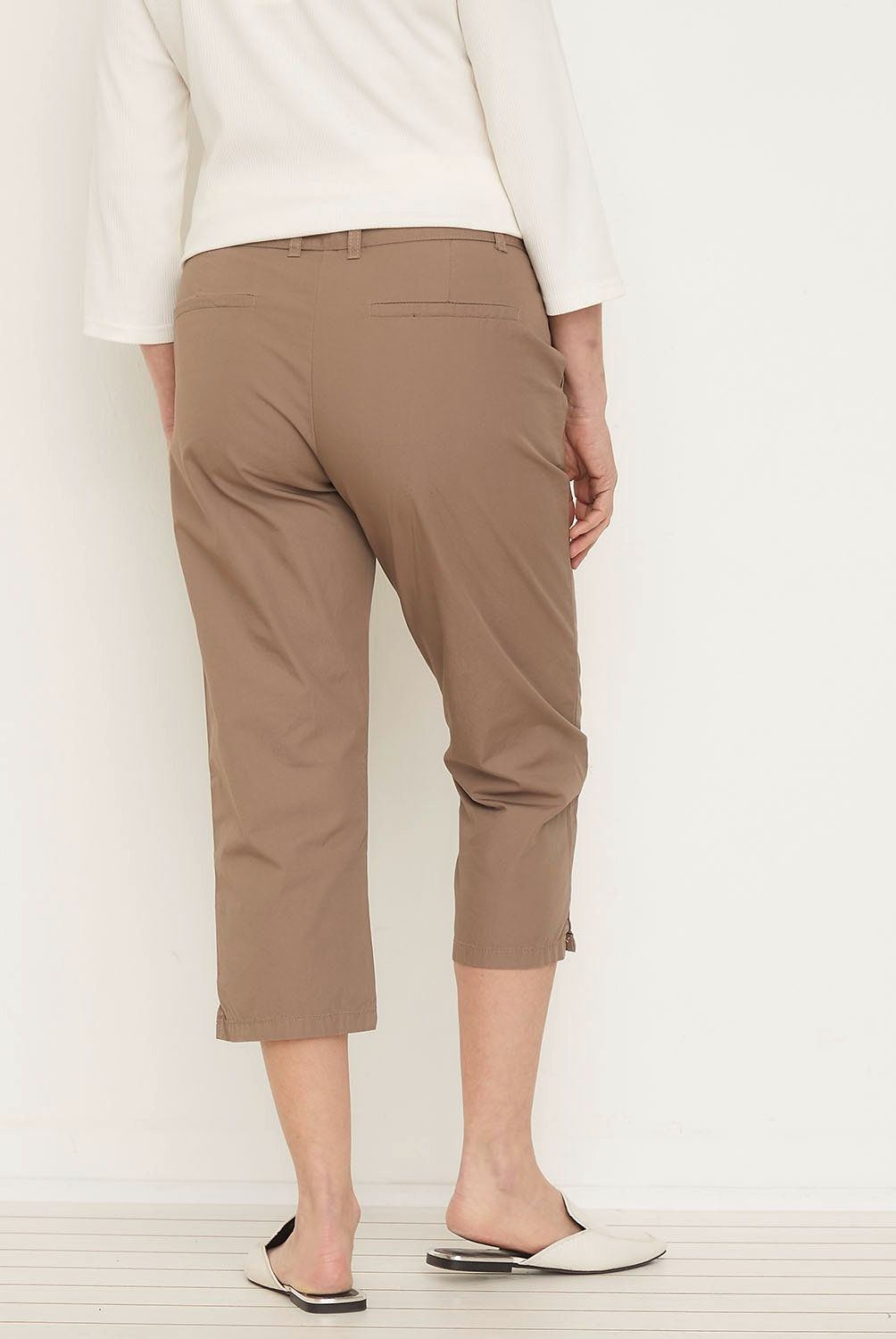 NEWPORT - Pantalón Capri Tiro Medio Newport Mujer