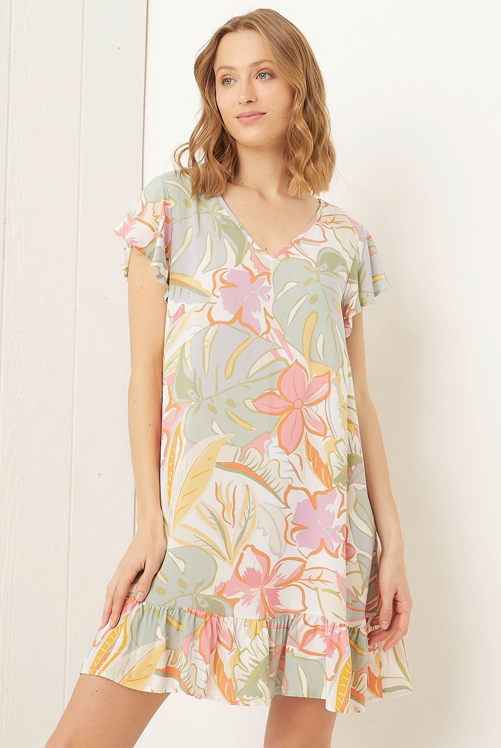 UNIVERSITY CLUB - Vestido University Club Corto con Estampado y Vuelo