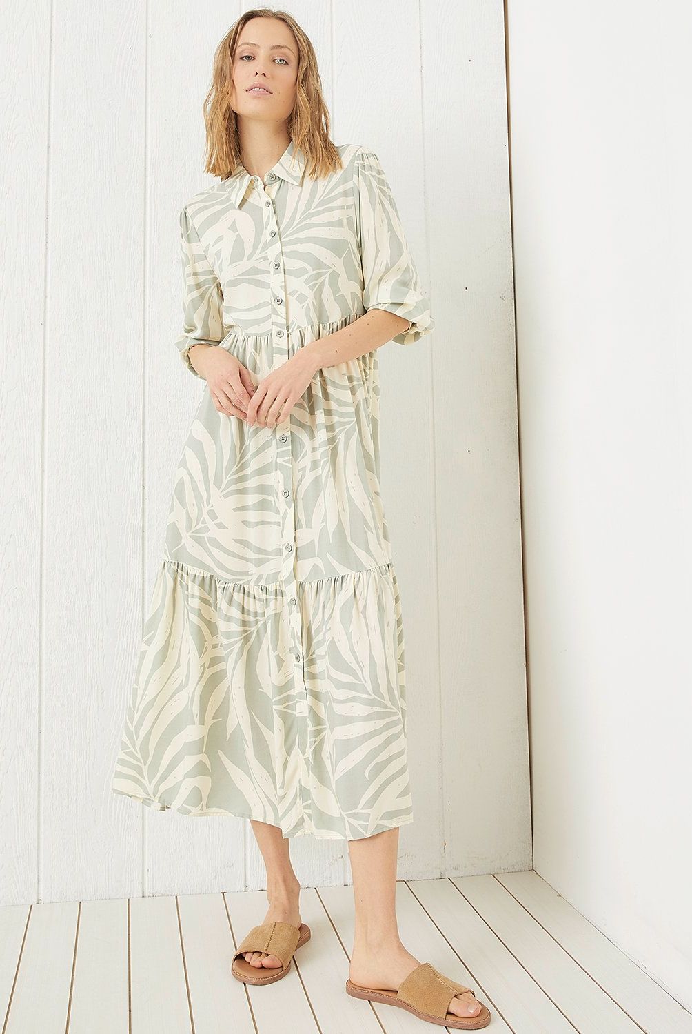 UNIVERSITY CLUB - Vestido Midi University Club Estampado Conchas Cuello Camisero