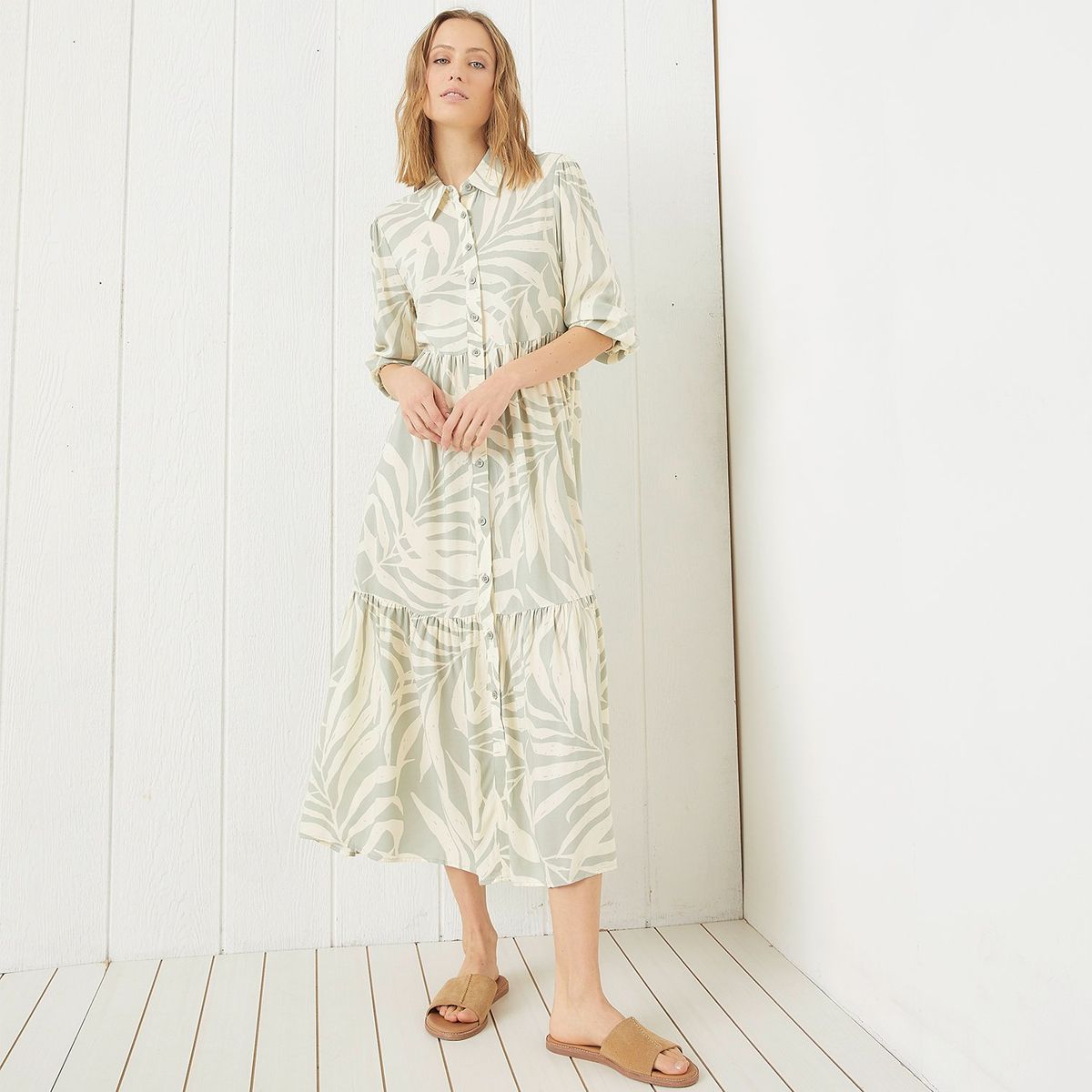 UNIVERSITY CLUB - Vestido Midi University Club Estampado Conchas Cuello Camisero