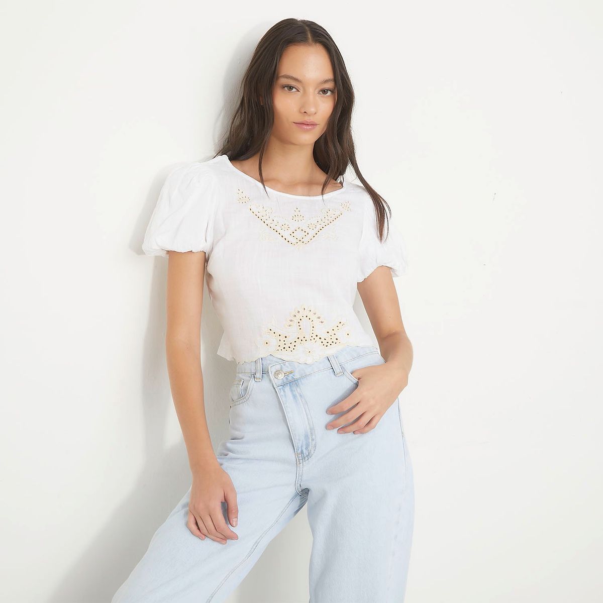 SYBILLA - Blusa Cropped Broderie Manga Corta Mujer Sybilla