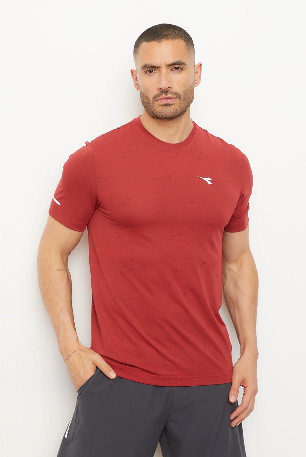 DIADORA - Polera Deportiva Manga Corta Hombre Diadora