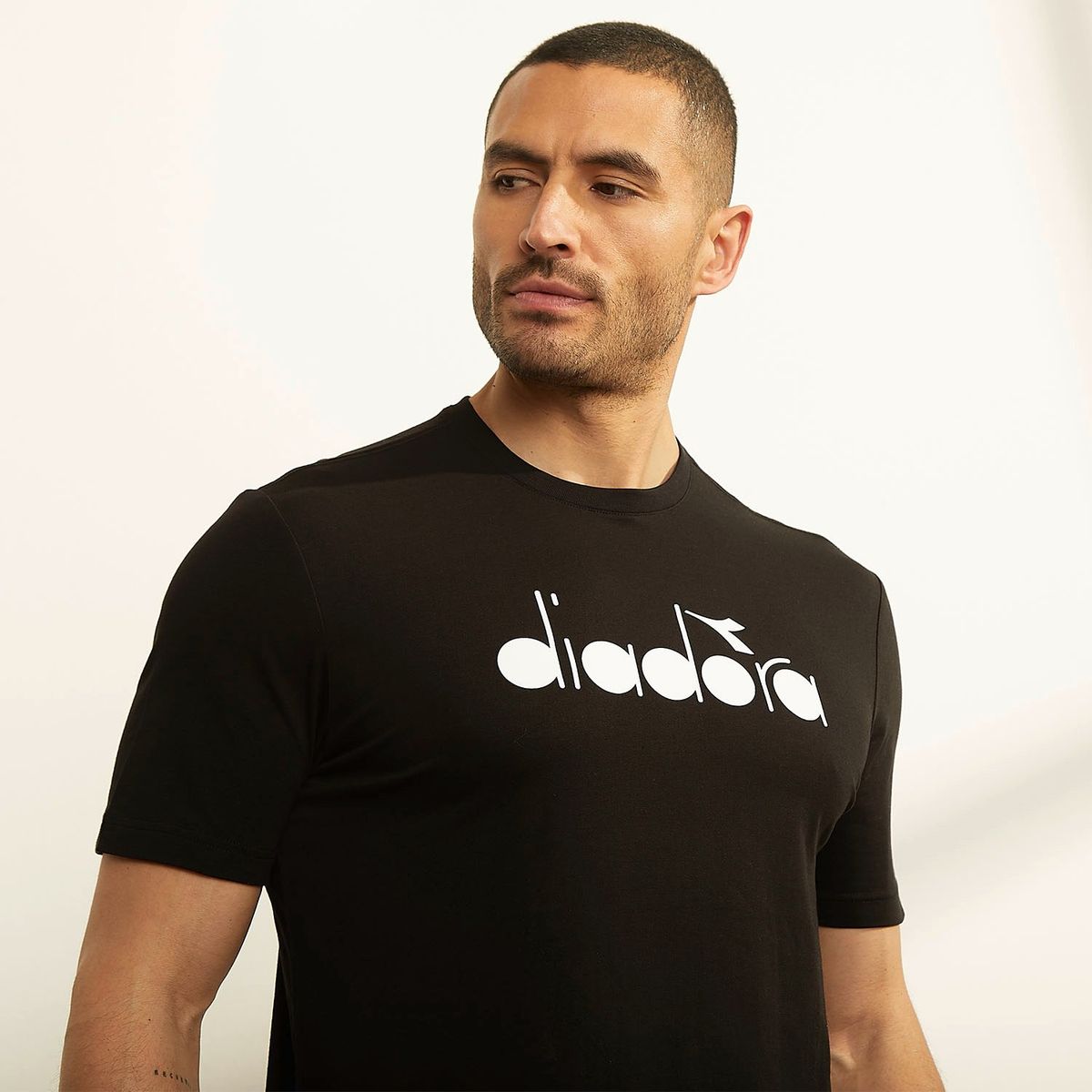 DIADORA - Polera Deportiva Manga Corta Algodón Hombre Diadora