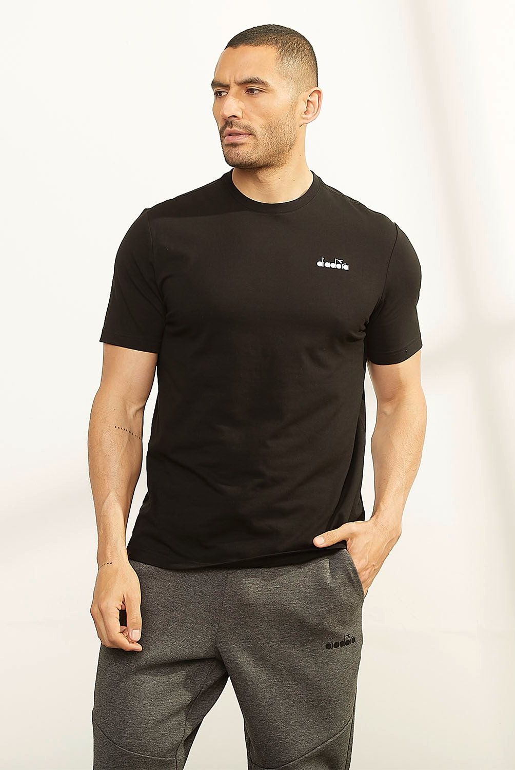 DIADORA - Polera Deportiva Manga Corta Algodón Hombre Diadora