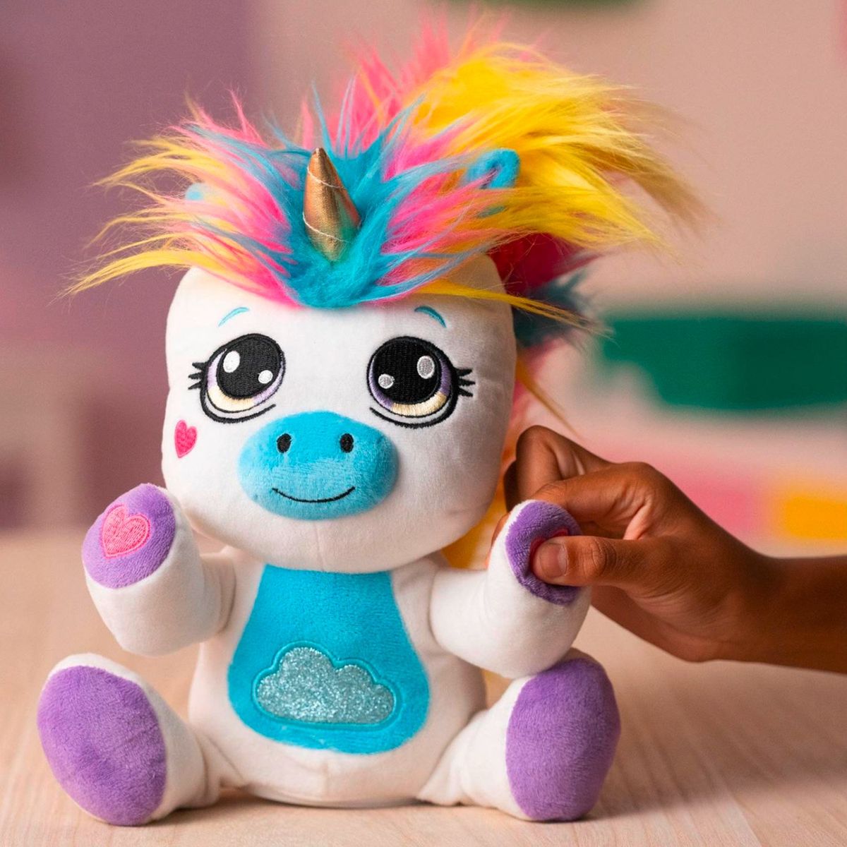 FURRY TAILS - Peluche Interactivo Unicornio que baila Y canta Furry Tails