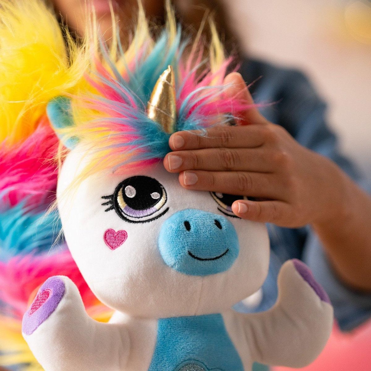 FURRY TAILS - Peluche Interactivo Unicornio que baila Y canta Furry Tails
