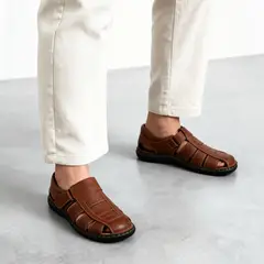 NEWPORT - Sandalia Hombre Cuero Camel