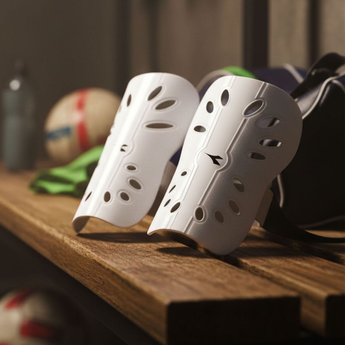 DIADORA - Canillera Diadora